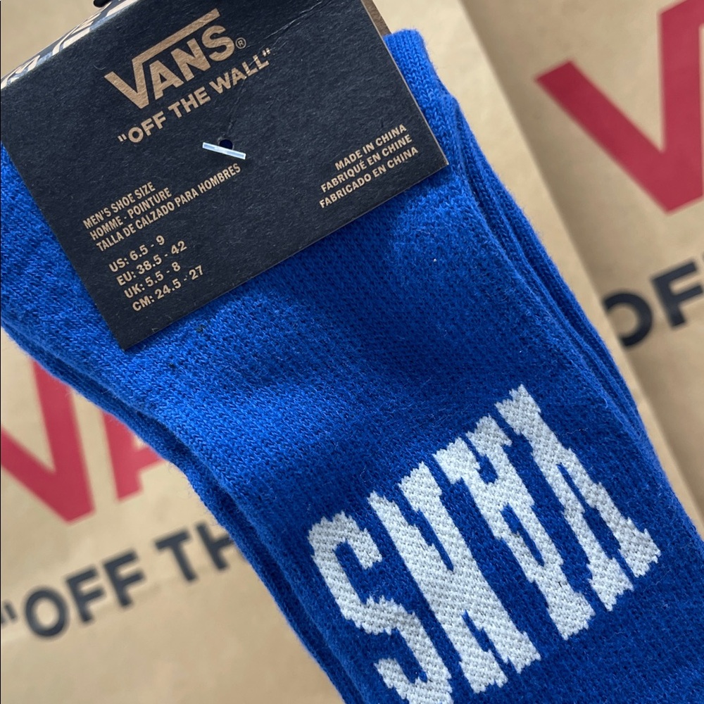 VANS "Off The Wall" Crew socks
Vans Crew socks (1 pair) - Picture 10 of 16